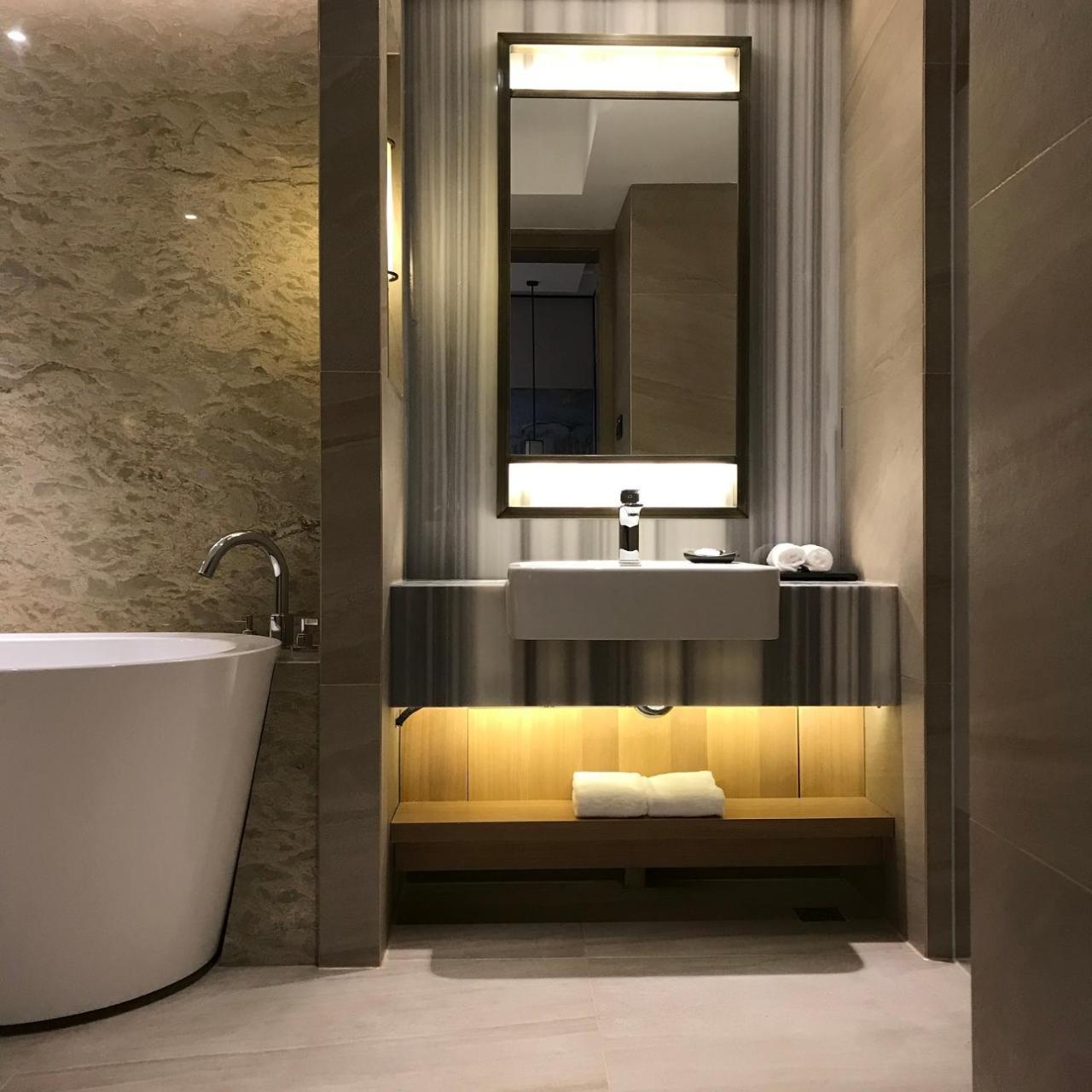 Mercure Chengdu Huapaifang Exterior photo