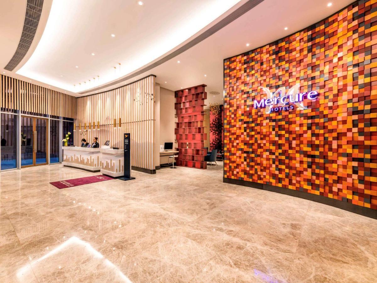 Mercure Chengdu Huapaifang Exterior photo